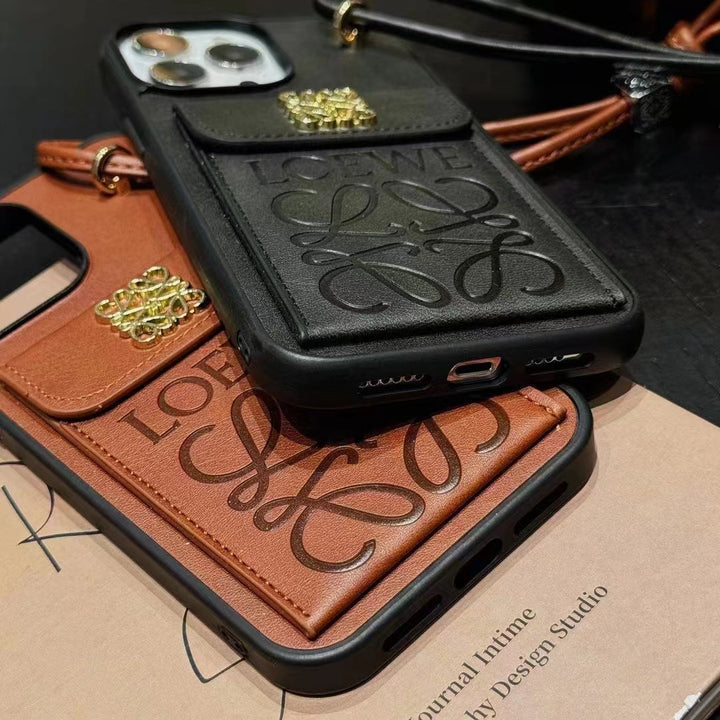 Shiny Crystal iPhone Case: Chic Design