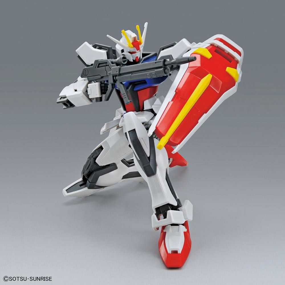 Gundam 1/144 Entry Grade GAT-X105 Strike Gundam Model Kit