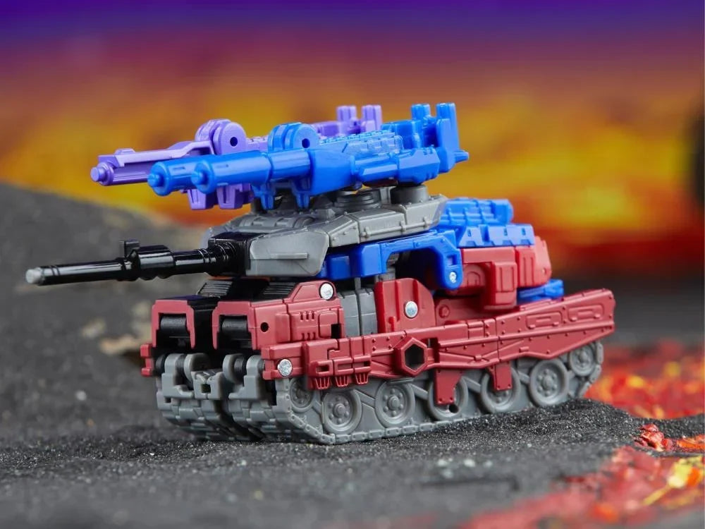 Transformers Generations Legacy United Deluxe Class G1 Universe Quake, Heater, and Tiptop Action Figure