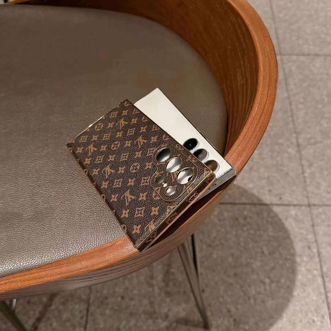 Luxury Monogram Square Trunk Case for Samsung Galaxy S22-S25